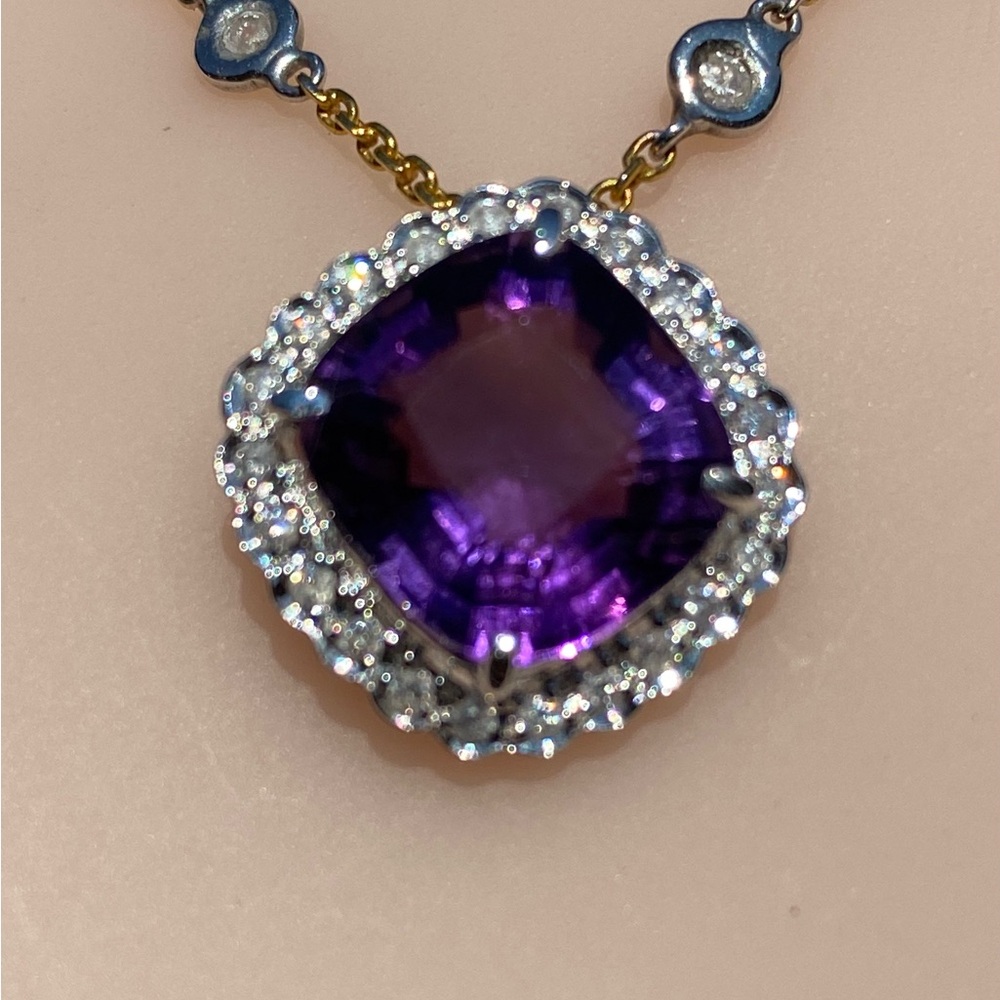 Natural Burmese Amethyst and Diamond pendant in 18 k solid gold